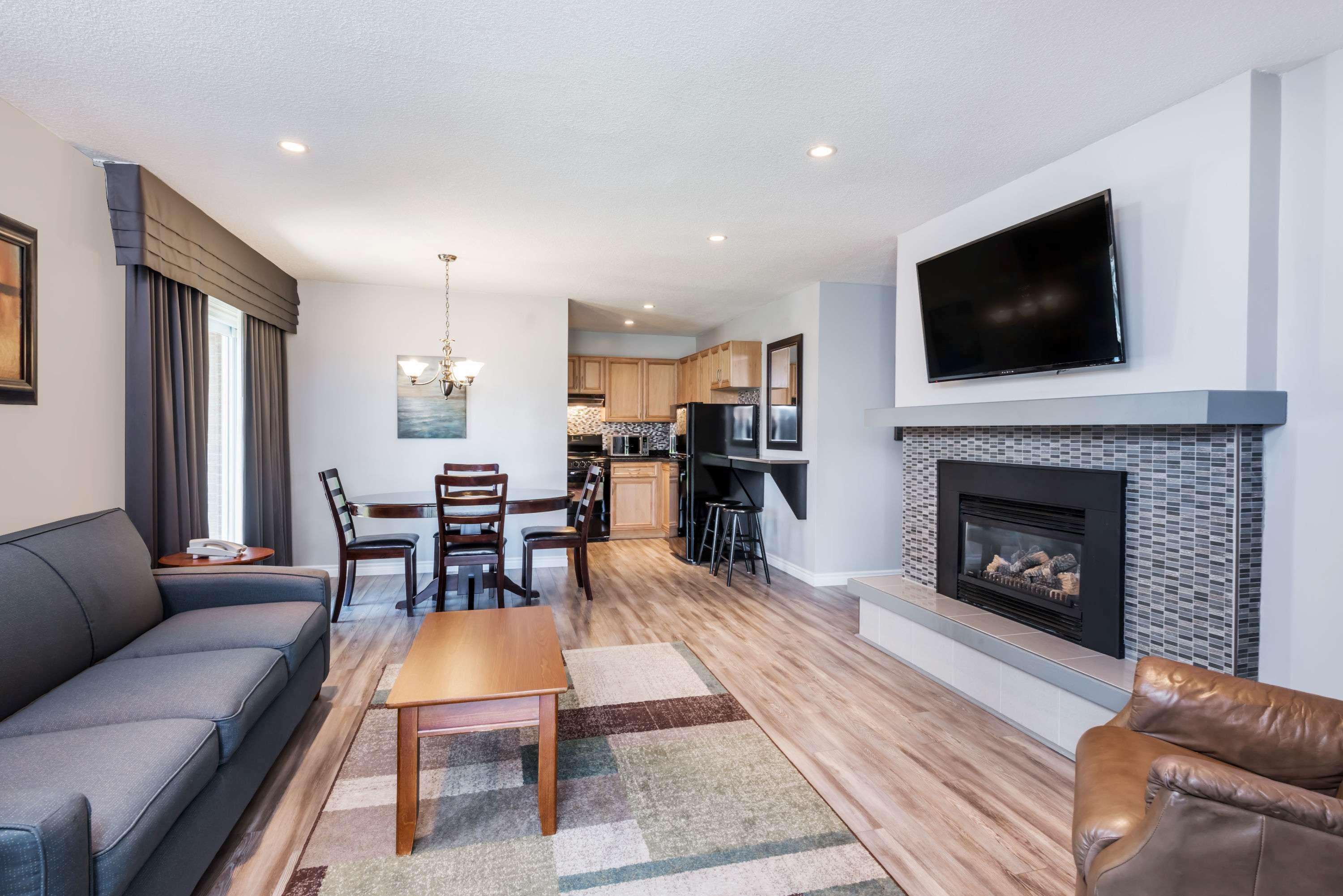 Super 8 By Wyndham Port Elgin Hotel Bagian luar foto
