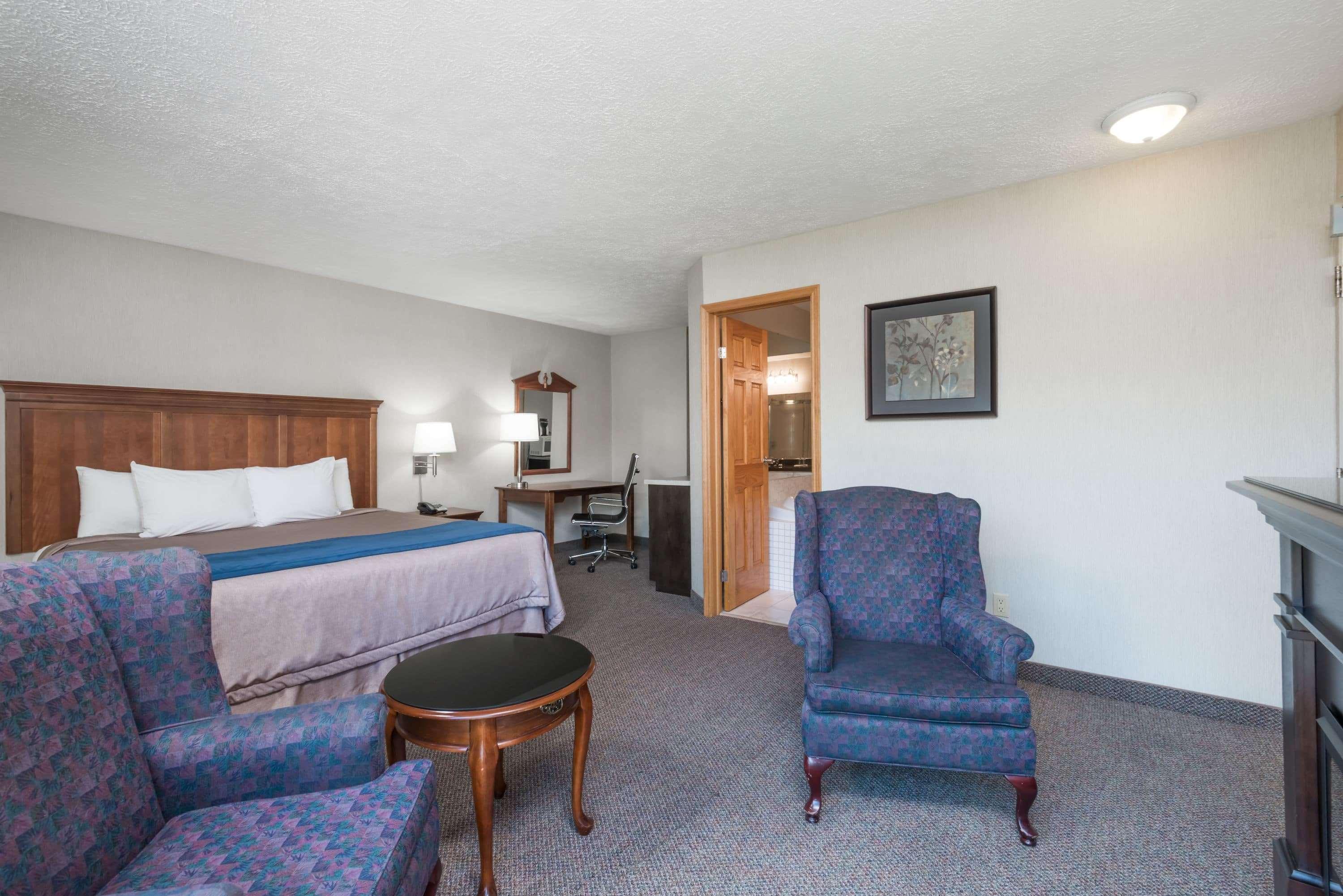 Super 8 By Wyndham Port Elgin Hotel Bagian luar foto